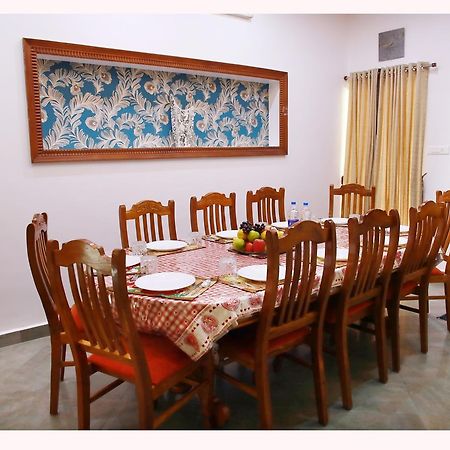 Periyar Villa Home Stay - Thekkady Buitenkant foto
